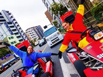 Σινάγκαου: Περιπέτεια στην καλύτερή της μορφή! 🚗