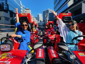 Du fährst über die echte Regenbogenbrücke!